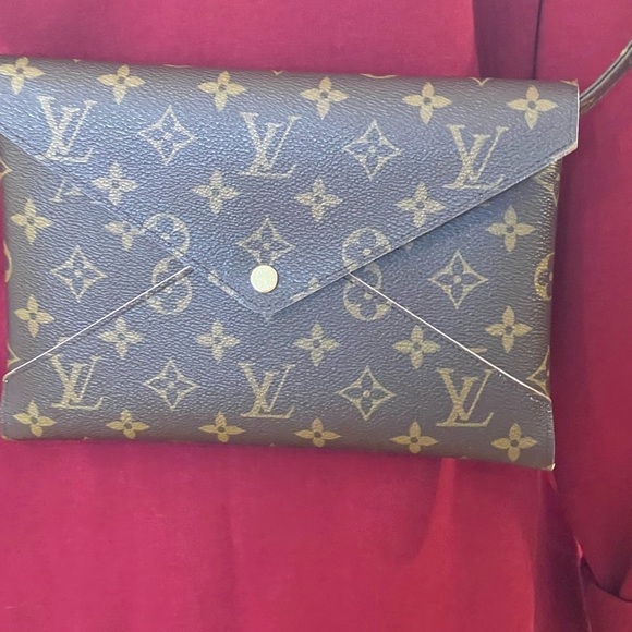 New Louis Vuitton Large kirigami ,change purse , strap & insert . - Picture 6 of 16